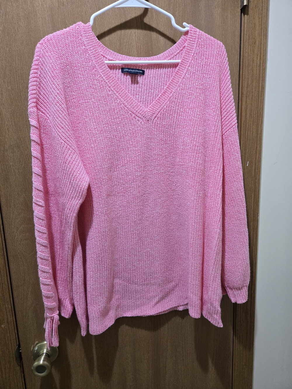 American Eagle Outfitters Bubblegum Pink V‑Neck Knit Sweater
